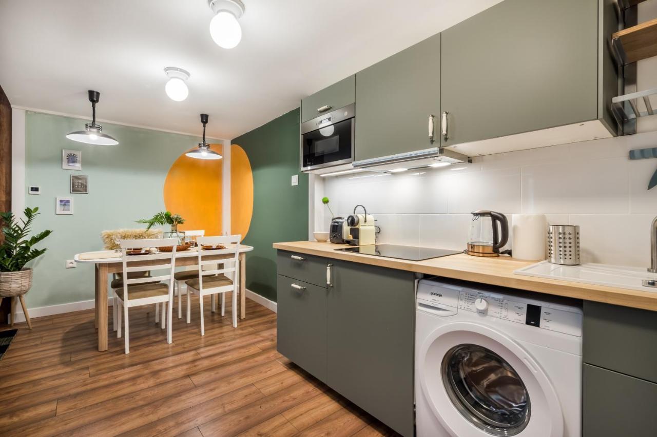Colorful Designer Home In The Heart Of Budapest Exteriör bild