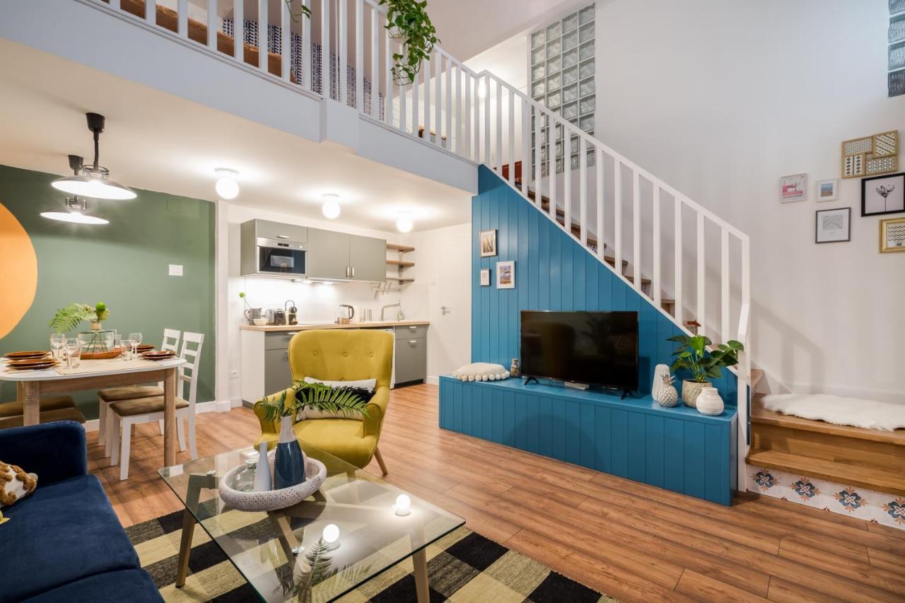 Colorful Designer Home In The Heart Of Budapest Exteriör bild